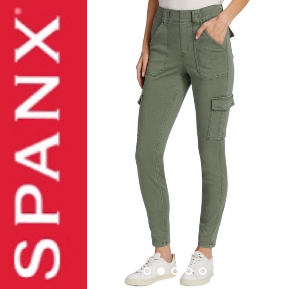 NWT SPANX Stretch Twill Cargo Pant
Sz Sm/Petite Soft sage